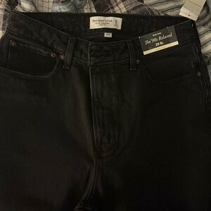 Abercrombie “the 90s relaxed Jean high rise curve love”